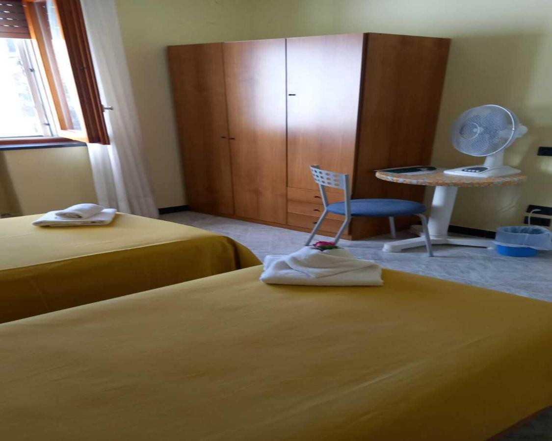 B&B Viale Delle Colline サレルノ エクステリア 写真
