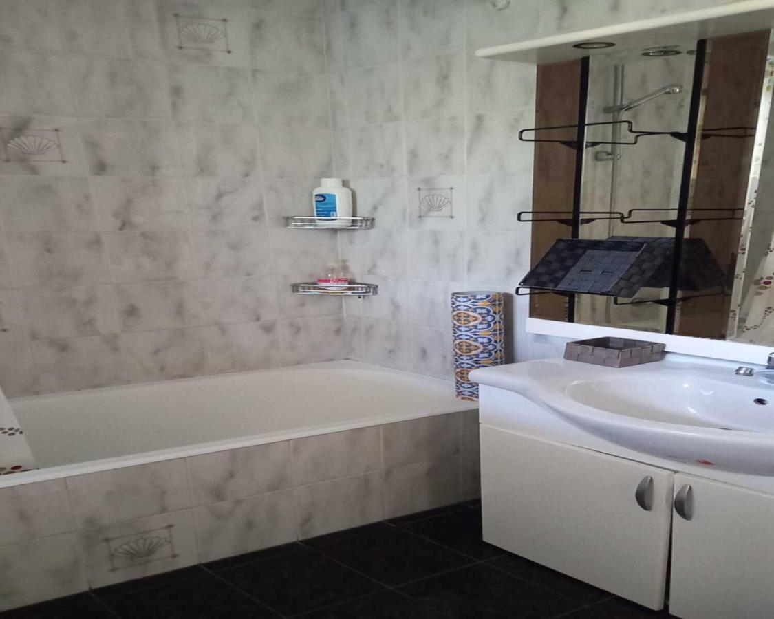 B&B Viale Delle Colline サレルノ エクステリア 写真