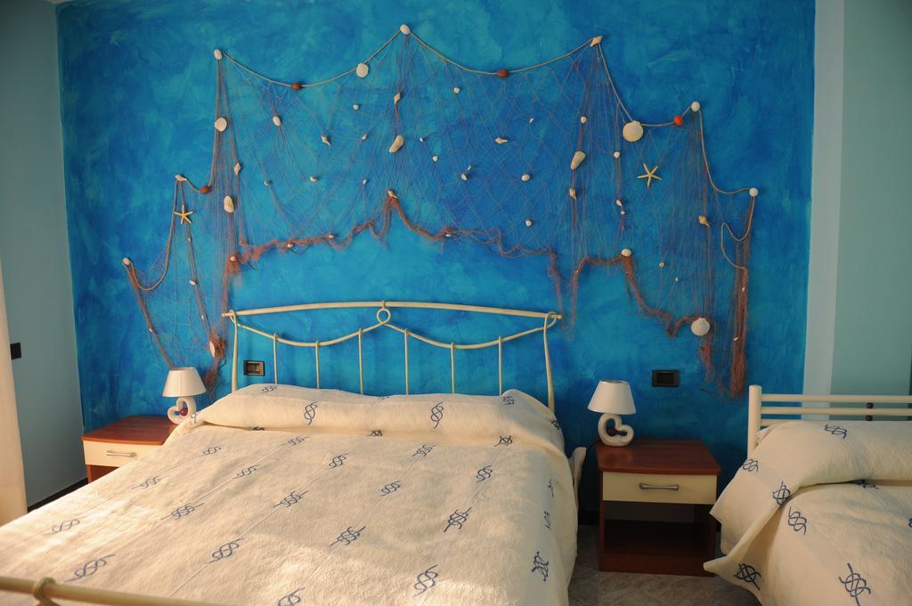 B&B Viale Delle Colline サレルノ 部屋 写真