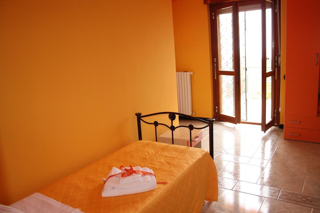 B&B Viale Delle Colline サレルノ エクステリア 写真