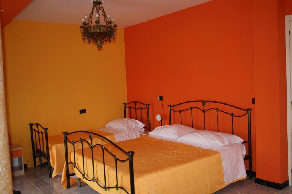 B&B Viale Delle Colline サレルノ エクステリア 写真